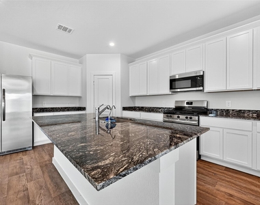 4215 Russet Elm Lane - Photo Thumbnail 18
