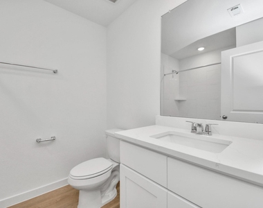1238 Sandy Shore Ln - Photo Thumbnail 4