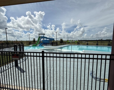 1238 Sandy Shore Ln - Photo Thumbnail 45