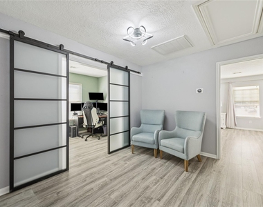 12223 Windsor Bay Court - Photo Thumbnail 23