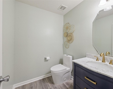 12223 Windsor Bay Court - Photo Thumbnail 6
