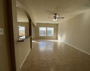 6119 Yorktown Meadow - Photo Thumbnail 4