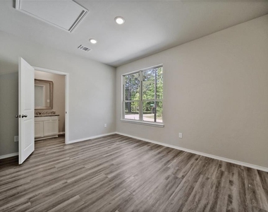1307 St Lawrence River Rd - Photo Thumbnail 2