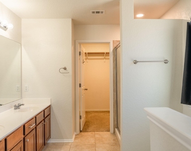 6913 Abbey Falls - Photo Thumbnail 32