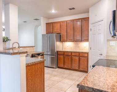 6913 Abbey Falls - Photo Thumbnail 10