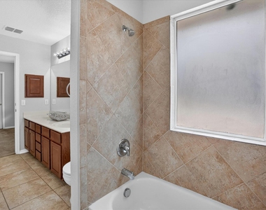 6913 Abbey Falls - Photo Thumbnail 27