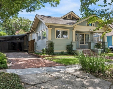 1120 E 7th 1/2 Street - Photo Thumbnail 1