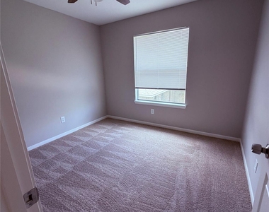 22803 Tara Way Drive - Photo Thumbnail 6