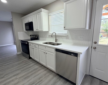 22803 Tara Way Drive - Photo Thumbnail 3