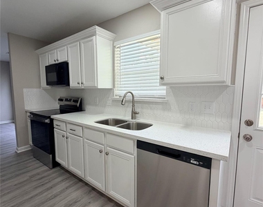 22803 Tara Way Drive - Photo Thumbnail 2