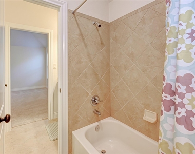 4006 Misty Waters Lane - Photo Thumbnail 30