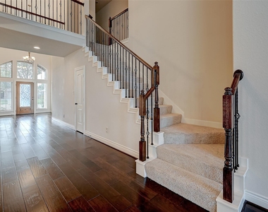 4006 Misty Waters Lane - Photo Thumbnail 10