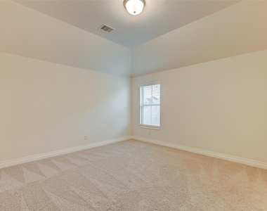 4006 Misty Waters Lane - Photo Thumbnail 28