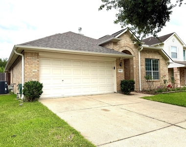 5610 Gaffney Lane - Photo Thumbnail 1