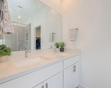 22502 Modica Rift Lane - Photo Thumbnail 17