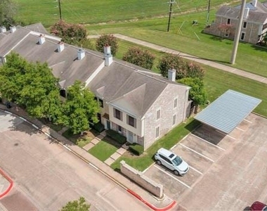 2910 Grants Lake Blvd - Photo Thumbnail 18