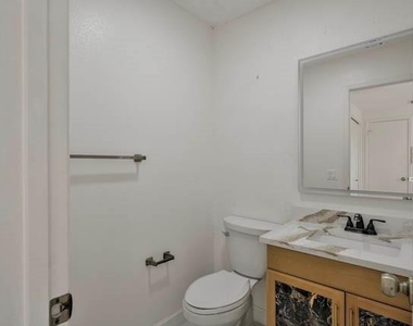 2910 Grants Lake Blvd - Photo Thumbnail 10