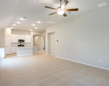 10518 Cecilia Star Lane - Photo Thumbnail 14