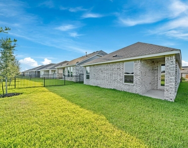 27439 Sunterra Village Drive - Photo Thumbnail 30