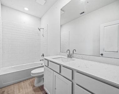 27439 Sunterra Village Drive - Photo Thumbnail 26