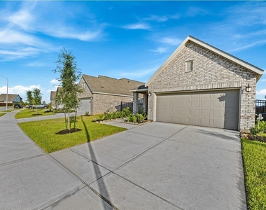 27439 Sunterra Village Drive - Photo Thumbnail 2