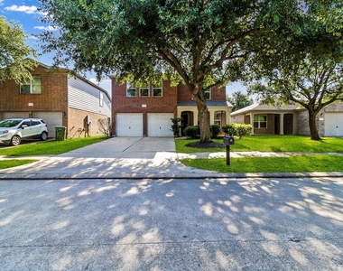 18327 Atasca Woods Trace - Photo Thumbnail 8