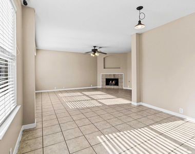 18327 Atasca Woods Trace - Photo Thumbnail 12