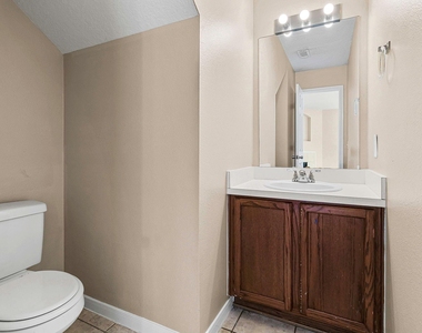 18327 Atasca Woods Trace - Photo Thumbnail 11