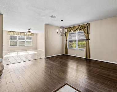 18327 Atasca Woods Trace - Photo Thumbnail 9