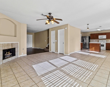 18327 Atasca Woods Trace - Photo Thumbnail 6