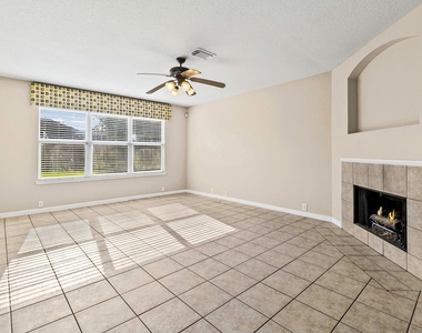 18327 Atasca Woods Trace - Photo Thumbnail 3