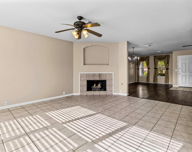 18327 Atasca Woods Trace - Photo Thumbnail 5