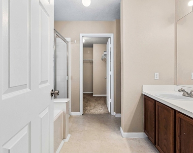 18327 Atasca Woods Trace - Photo Thumbnail 24