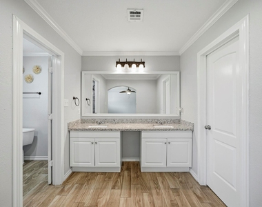 302 Country Road 893 - Photo Thumbnail 20