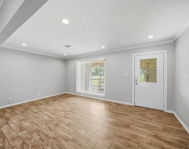 302 Country Road 893 - Photo Thumbnail 8
