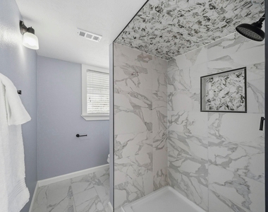 741 E 9th Street - Photo Thumbnail 20