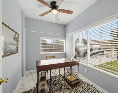 741 E 9th Street - Photo Thumbnail 4