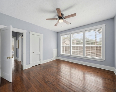 741 E 9th Street - Photo Thumbnail 14