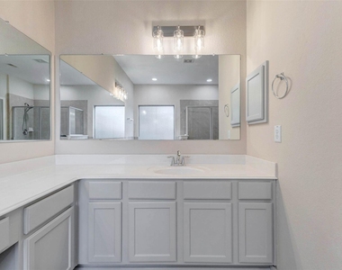 24314 Courtland Oaks Street - Photo Thumbnail 20