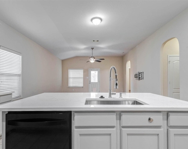 24314 Courtland Oaks Street - Photo Thumbnail 8
