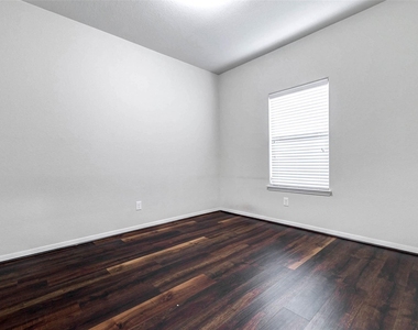 24314 Courtland Oaks Street - Photo Thumbnail 30