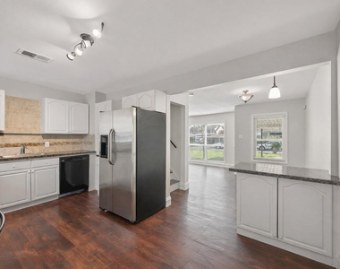 3823 Florinda Street - Photo Thumbnail 12