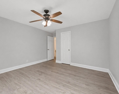3823 Florinda Street - Photo Thumbnail 24