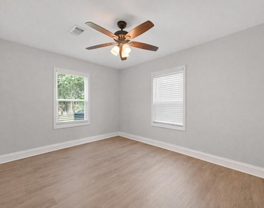 3823 Florinda Street - Photo Thumbnail 19