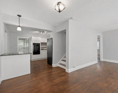 3823 Florinda Street - Photo Thumbnail 8
