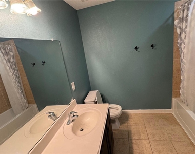 18703 Brown Redbud Court - Photo Thumbnail 12