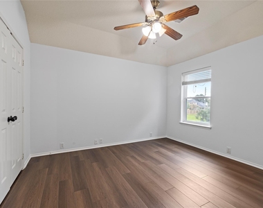 4803 Windcross Court - Photo Thumbnail 26