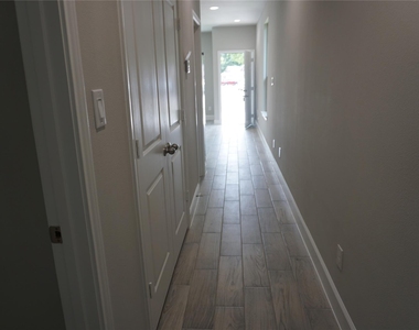 11927 Nelwood - Photo Thumbnail 13