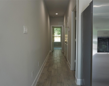 11927 Nelwood - Photo Thumbnail 5