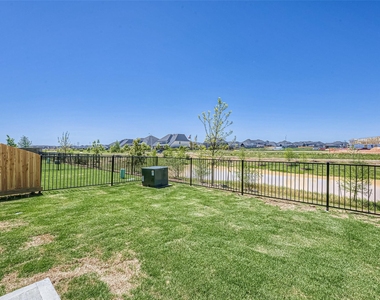 5554 Amber Brook Lane - Photo Thumbnail 33